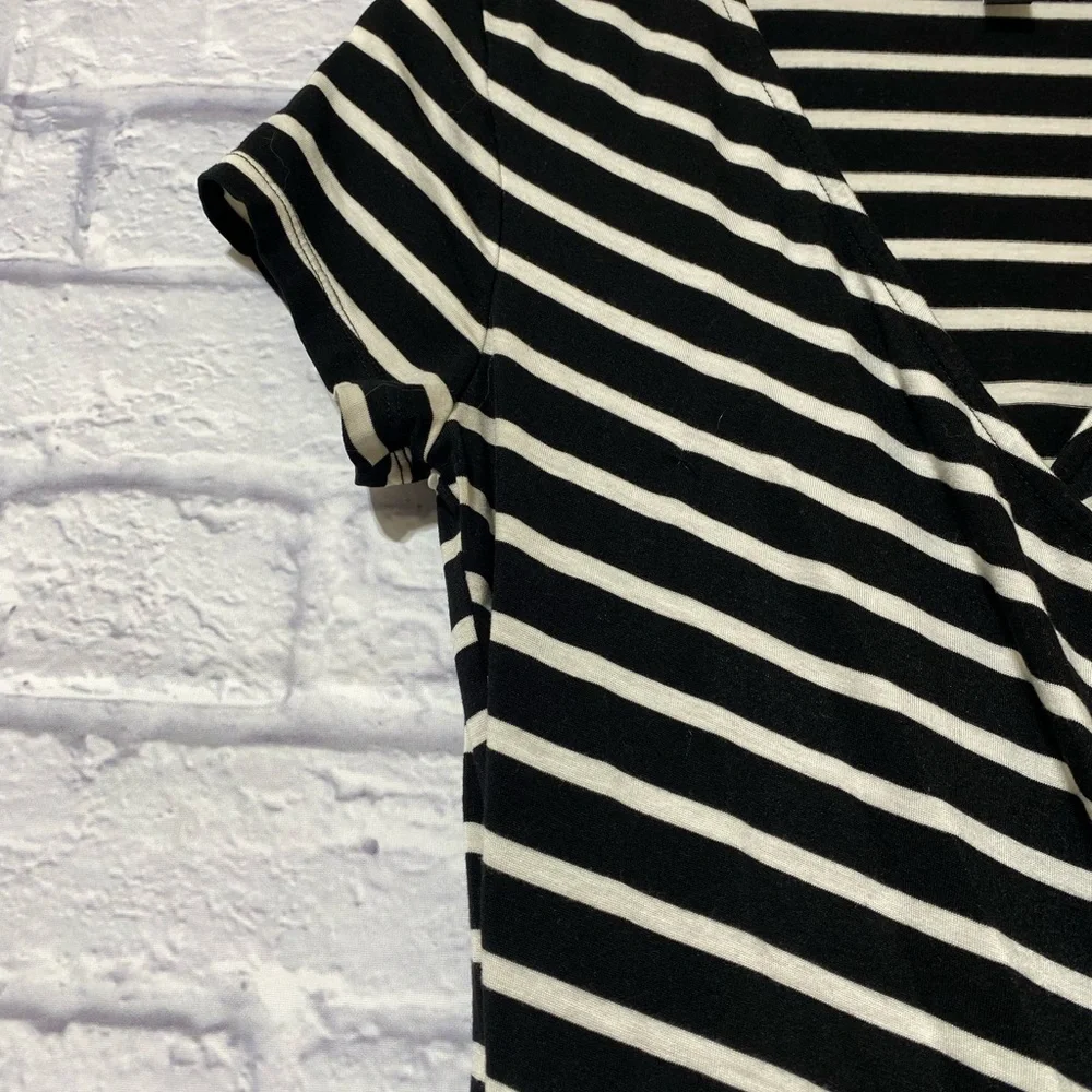 Ann Taylor short sleeve blouse